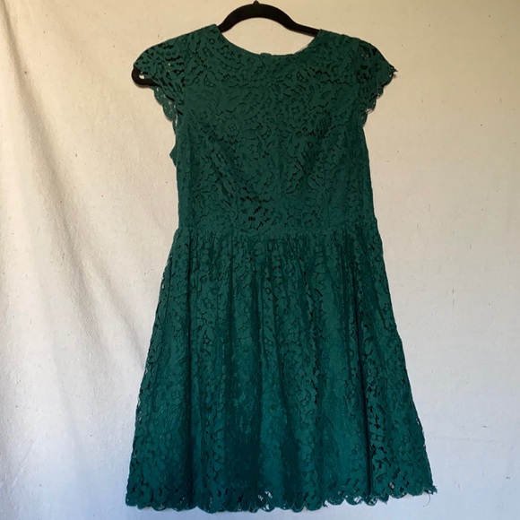H&M Divided forest green floral lace dress, Size 4 - Picture 13 of 13